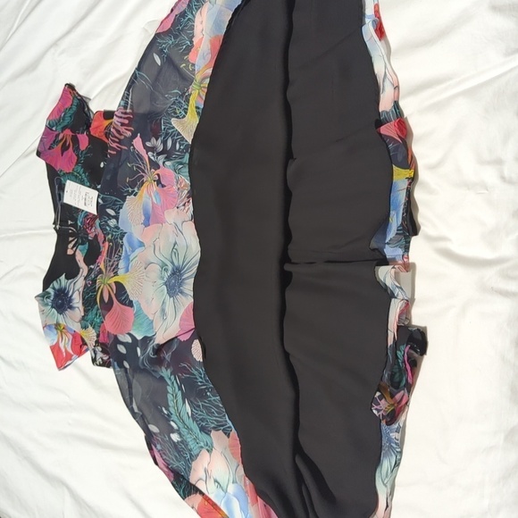 French Connection floral reef Women's chiffon dress. - Picture 9 of 11